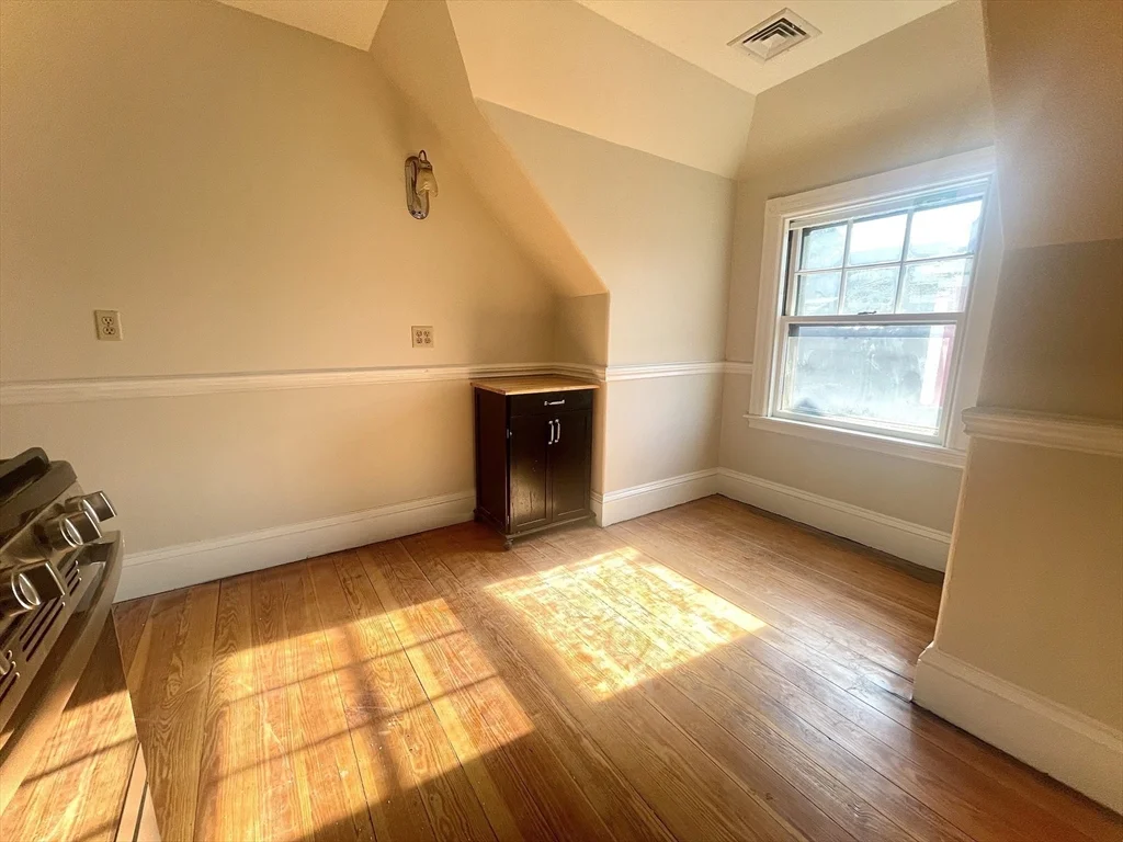 11 Montague St, Dorchester