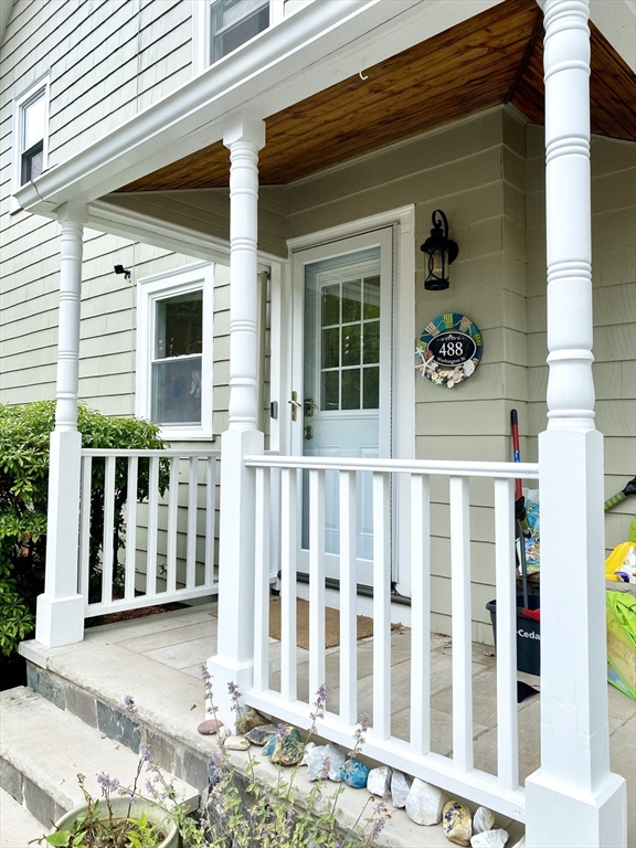 488 Washington St, Winchester