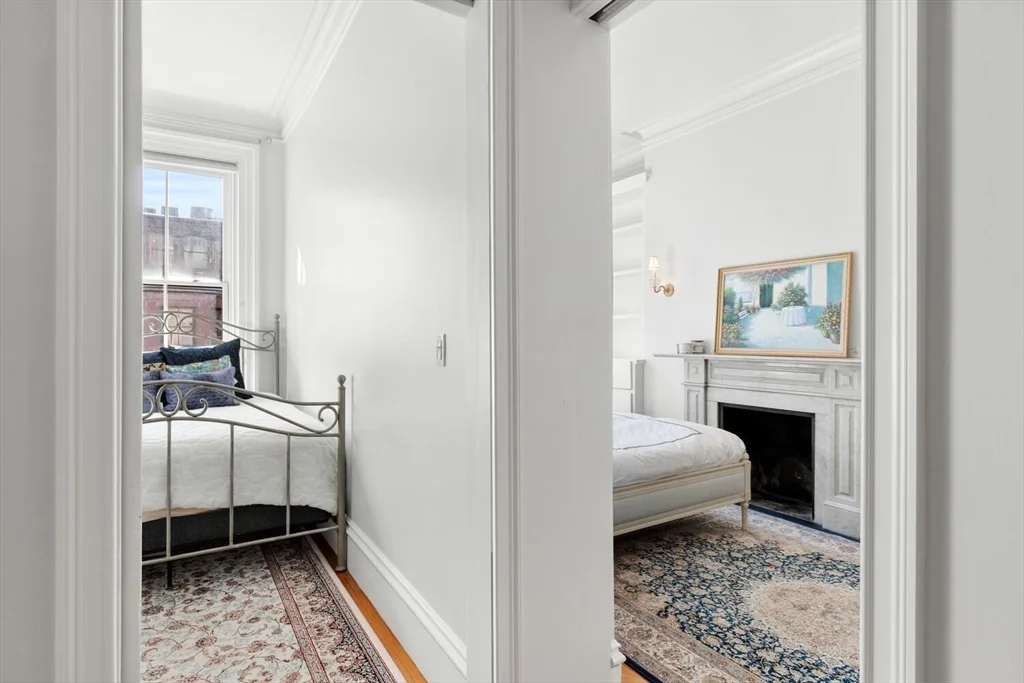 263 Beacon St, Back Bay
