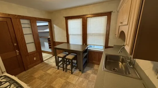 6 Narragansett St, Dorchester