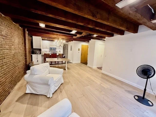 120 Commercial St, Waterfront