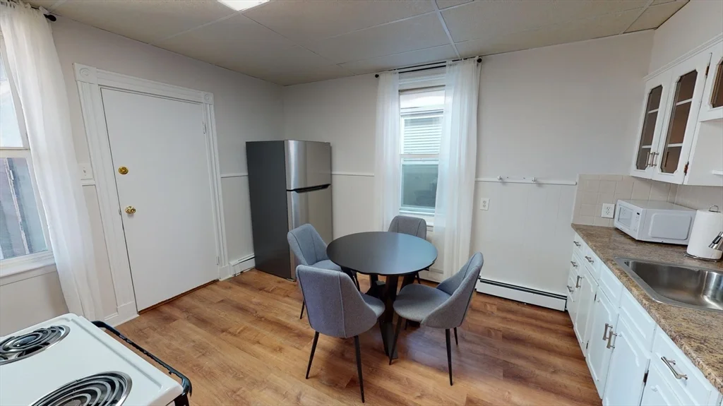 823 Dorchester Ave, Dorchester