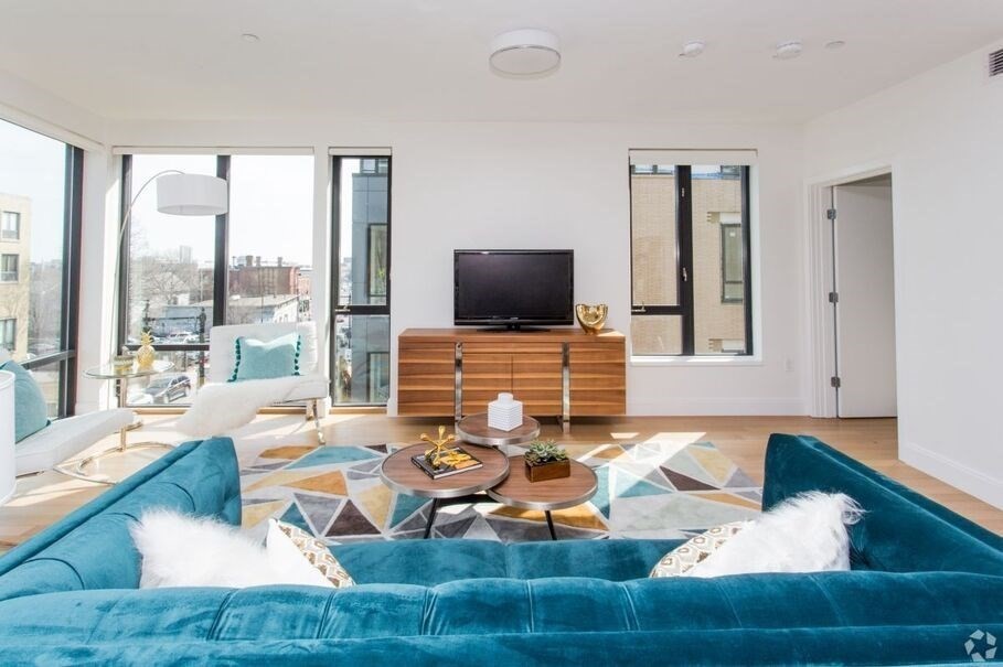 1480 Tremont St, Mission Hill