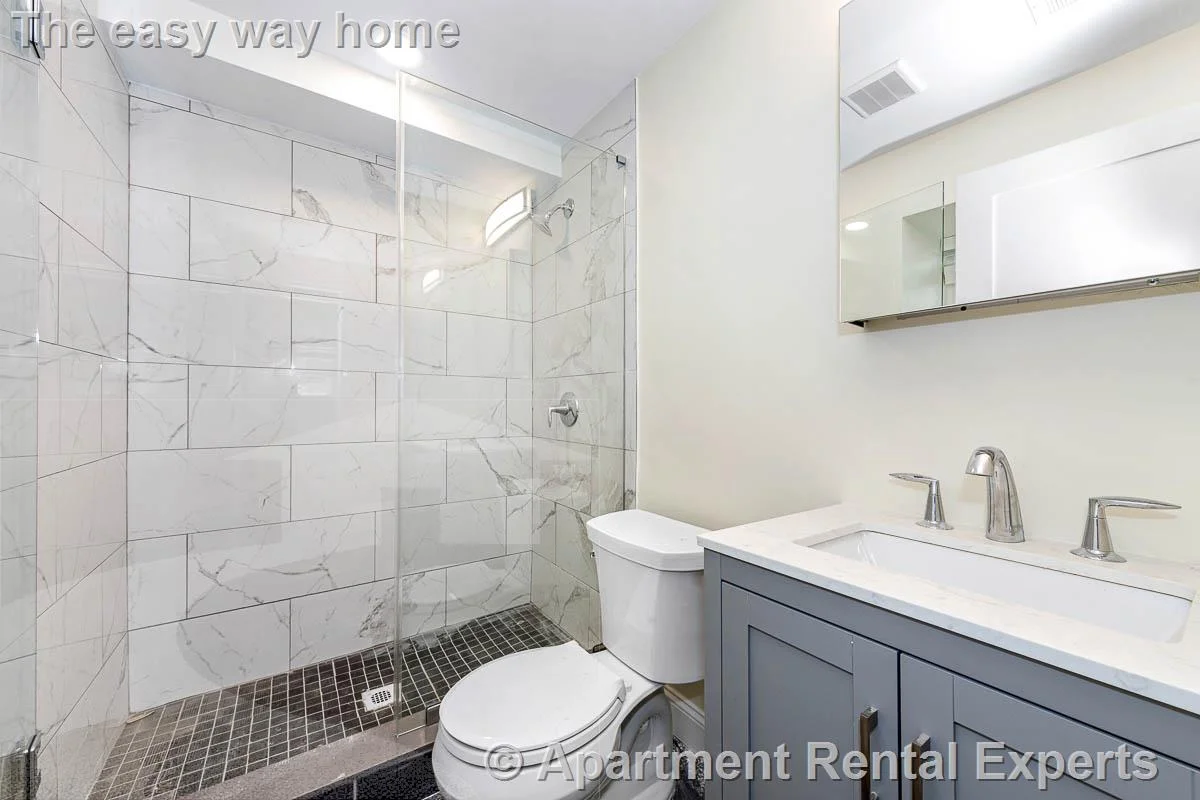 70-72 Stanley Ave, Tufts