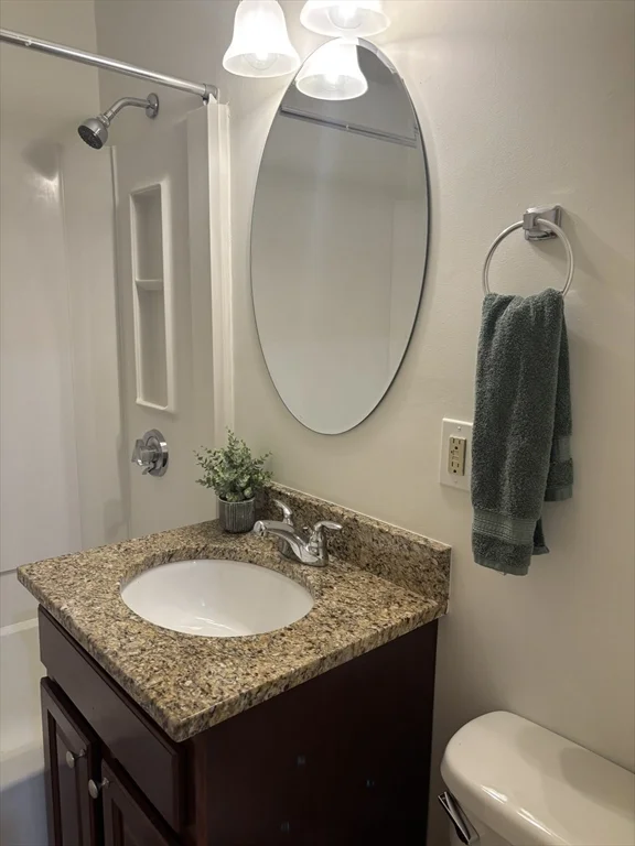 146 Willow St, Waltham