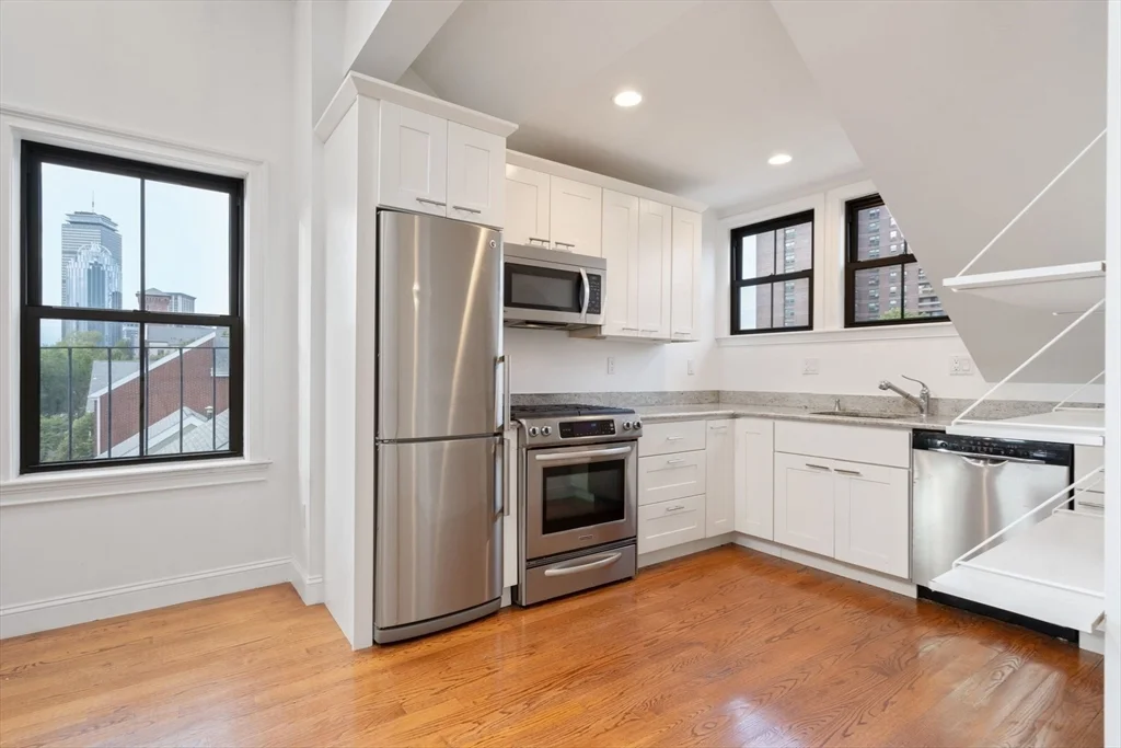 83 W Brookline St, South End