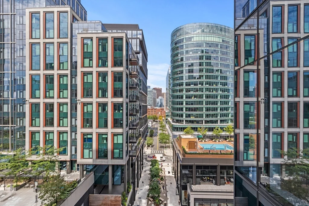 135 Seaport Blvd, Seaport District