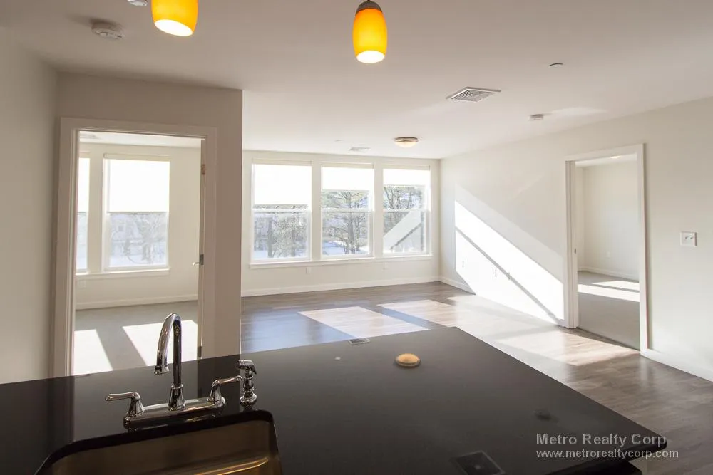 1 Whittemore Ave, North Cambridge