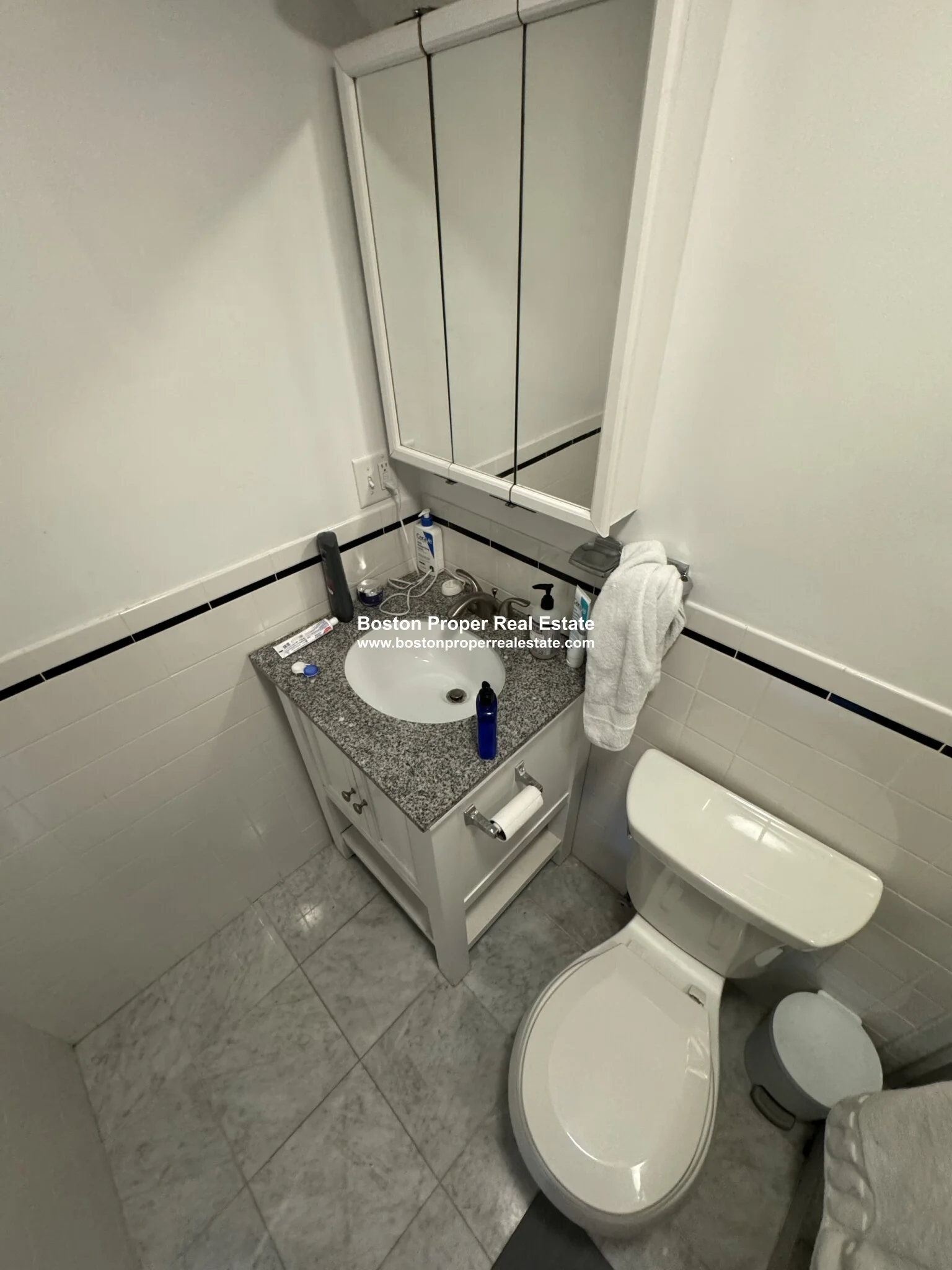 270 Newbury St, Back Bay