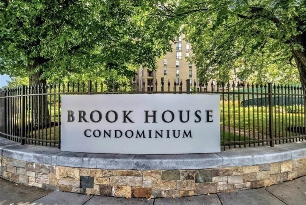 44 Washington, Brookline Village