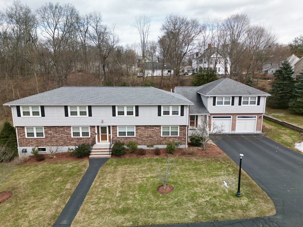 3 Franzone Dr, Bradford