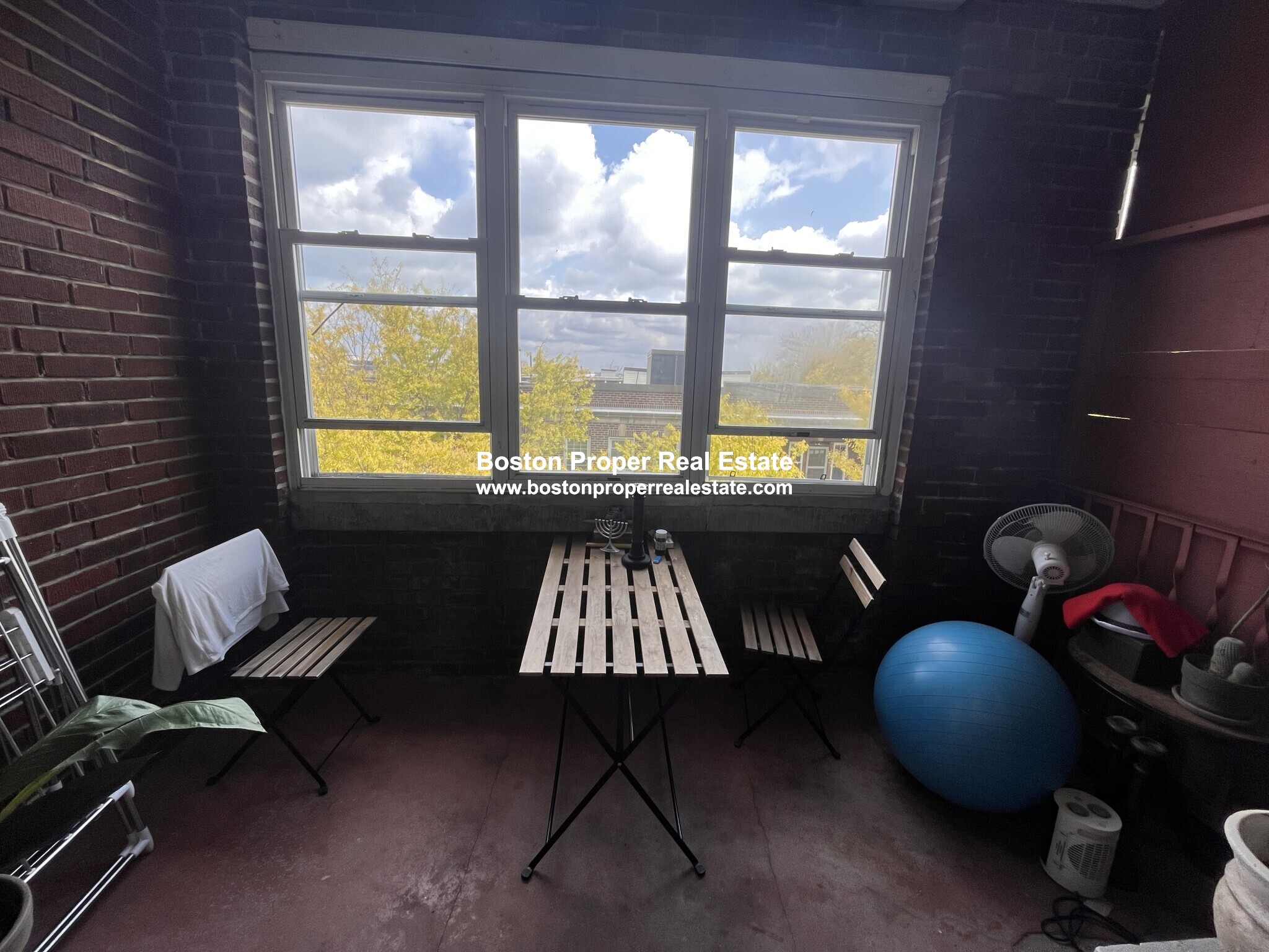 11 Melvin Ave, Brighton