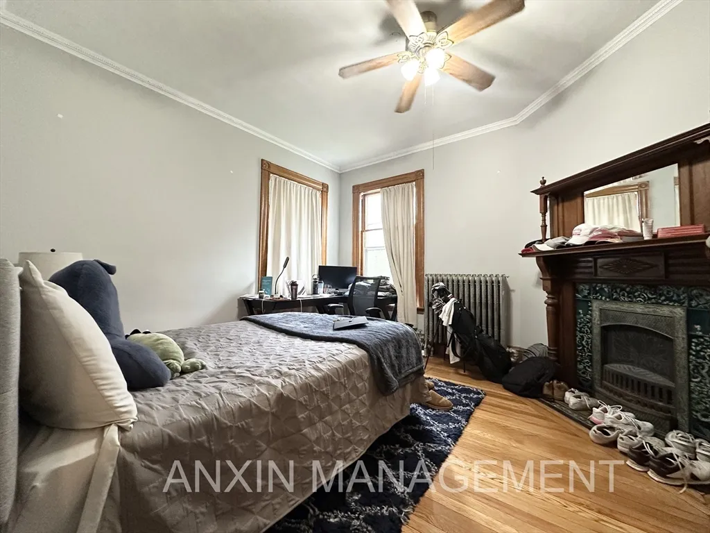 71 Gardner St, Allston