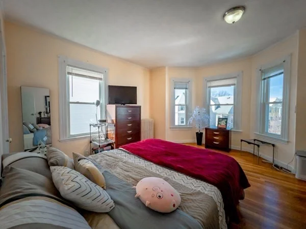 18 Egleston, Jamaica Plain