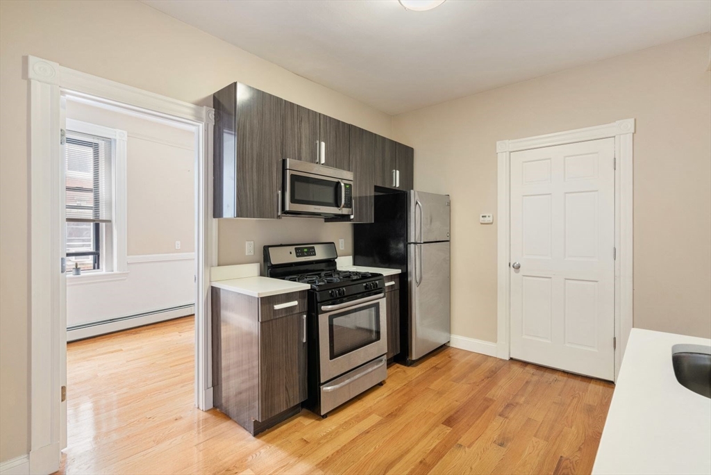 155 Salem St, North End