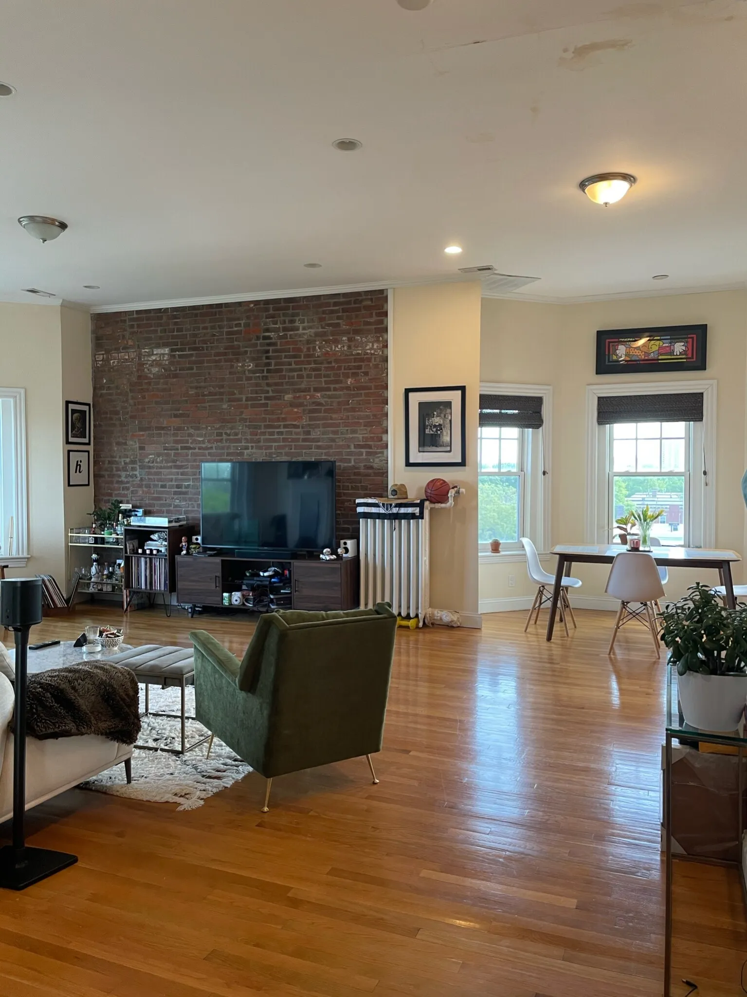 55 Magazine St, Cambridgeport