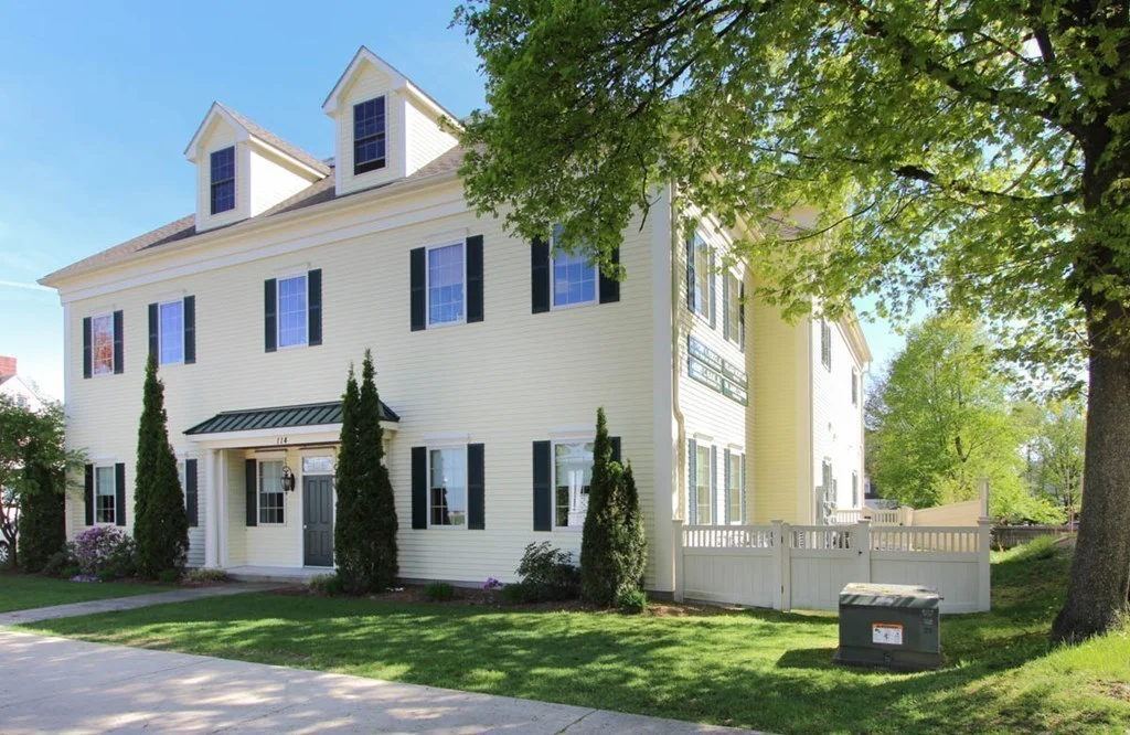 114 Merrian Ave, Leominster