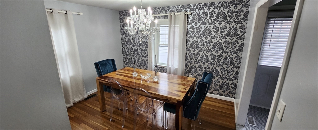 55 Arborfield Rd, Roslindale