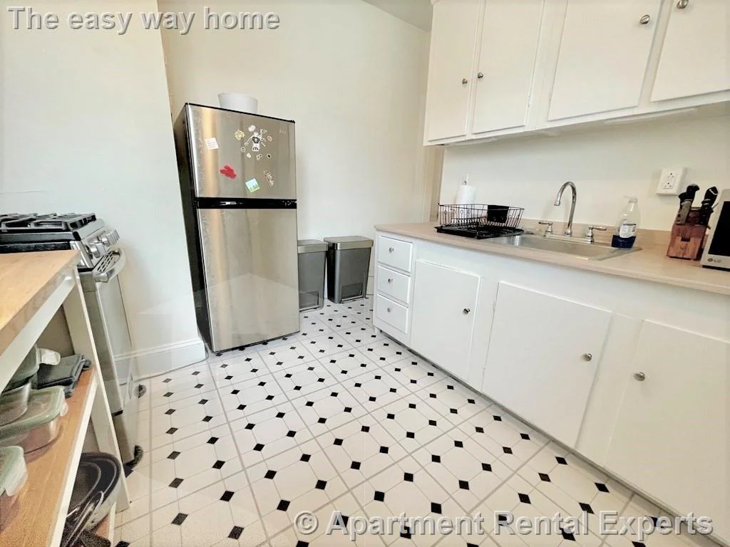 71 Martin St, Harvard Square