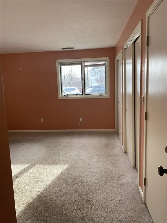 330 Sunderland Rd, Worcester