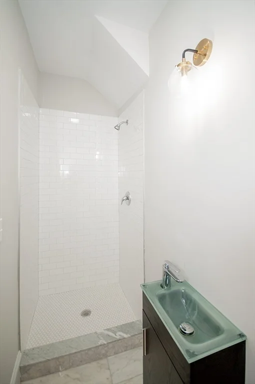 205 Marion St, East Boston