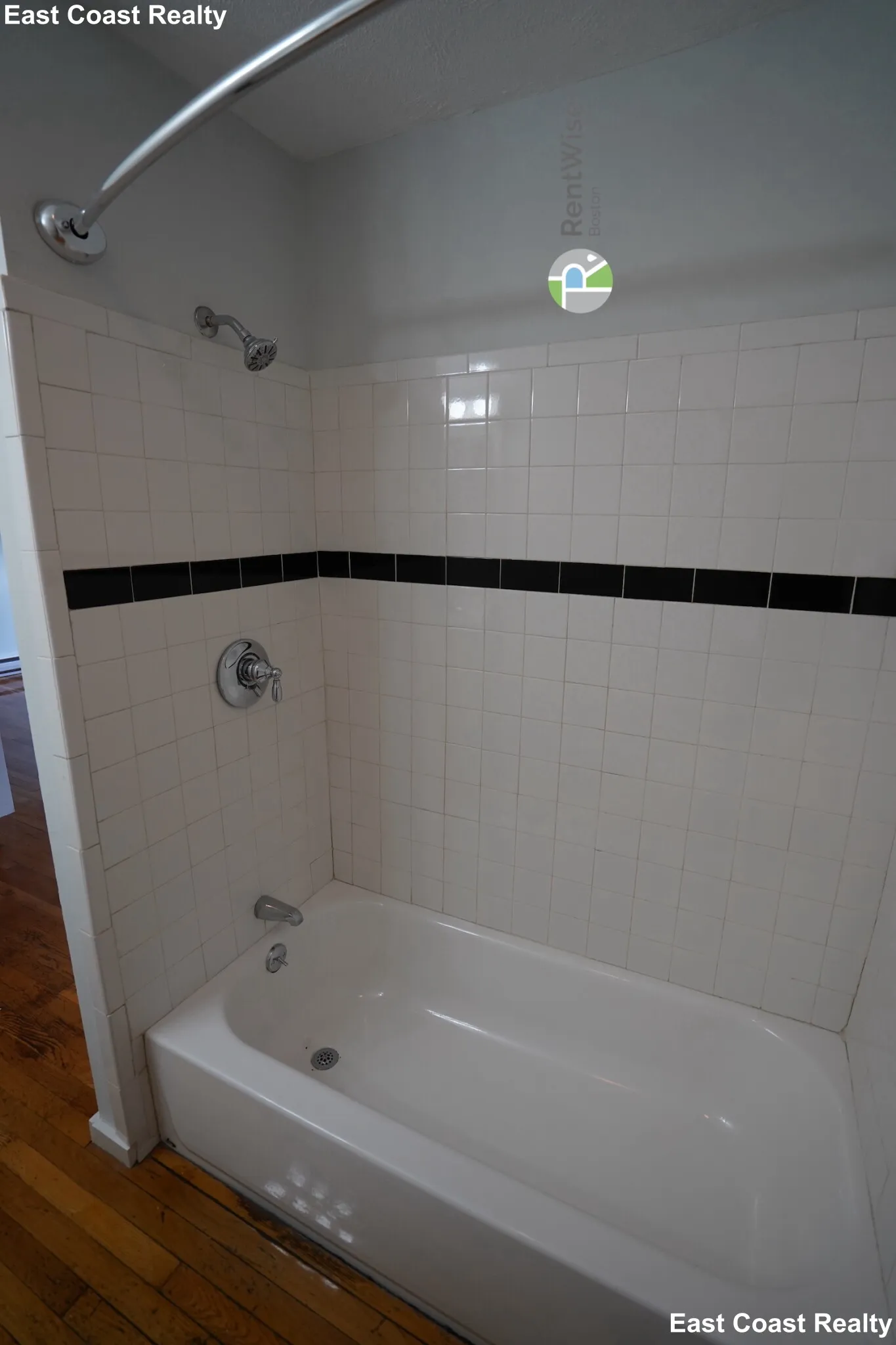 4 Schrepel Pl, South Boston