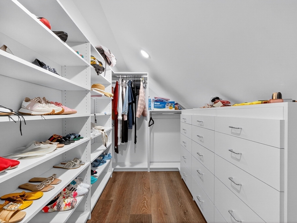 62 Governor Winthrop Rd, Ten Hills