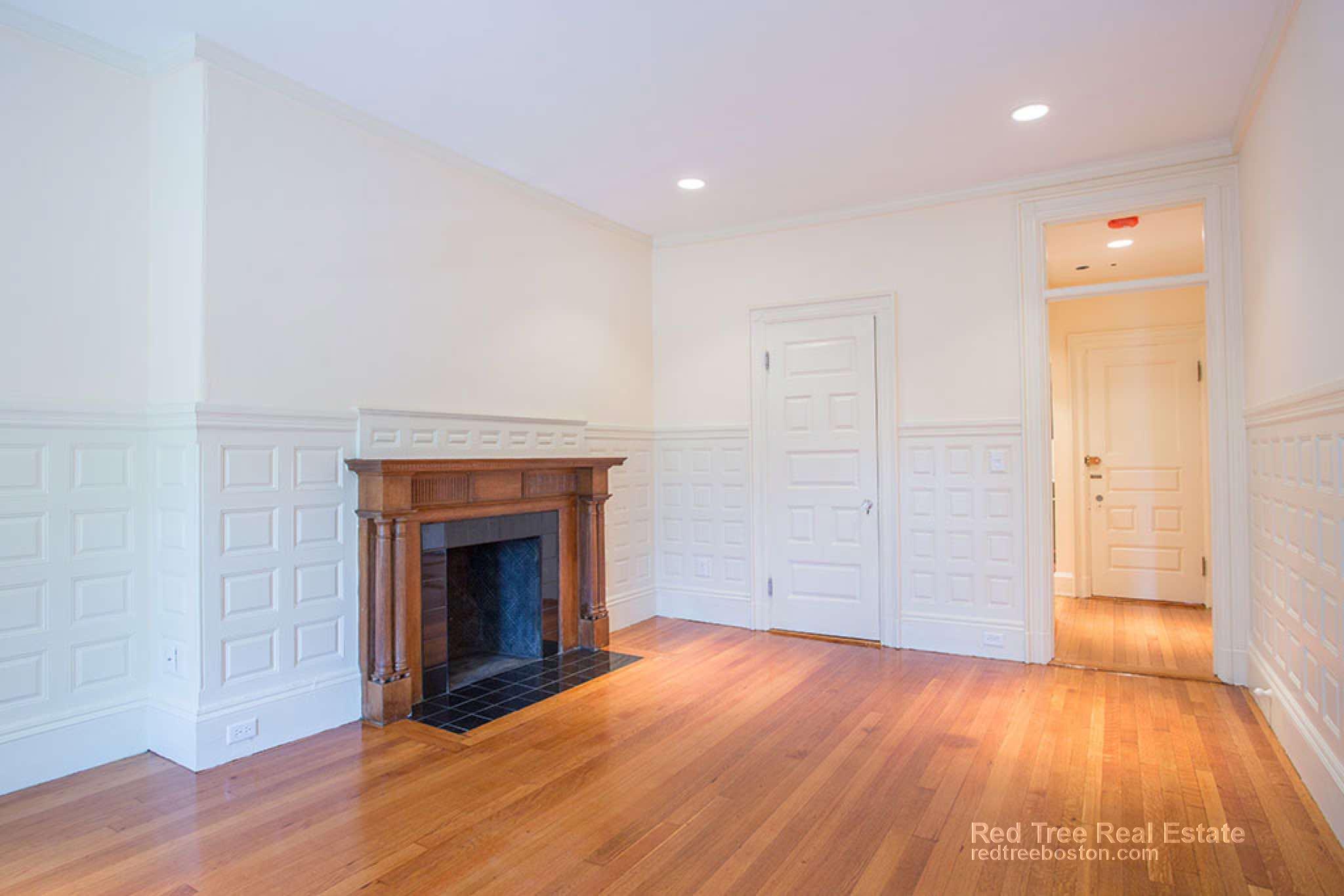 379 Commonwealth Ave, Back Bay