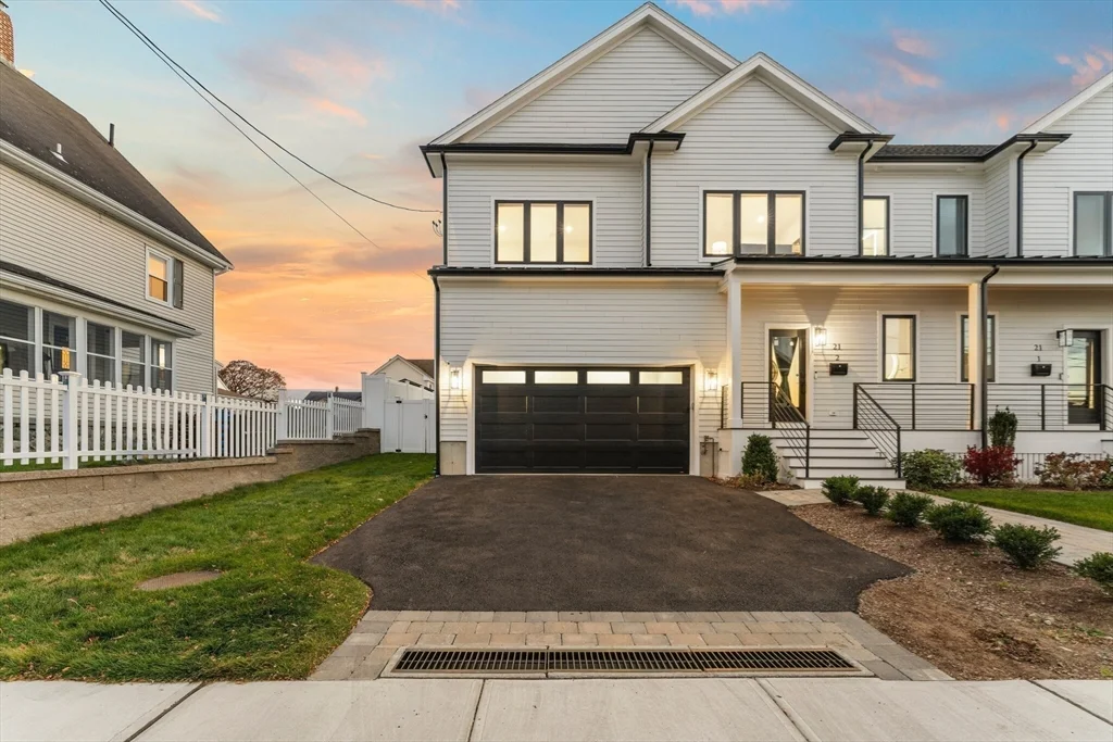 21 Bolton St, Waltham