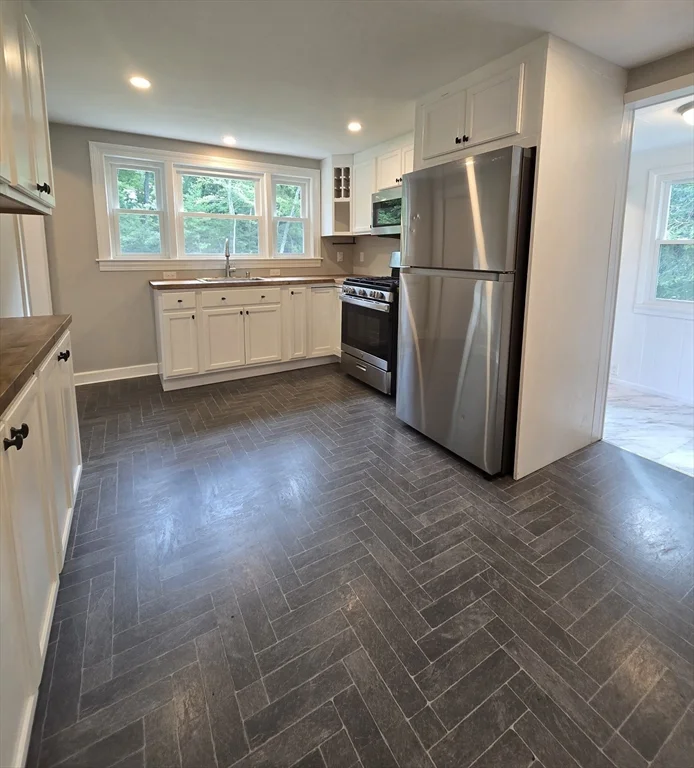 399 Shawsheen Ave, Wilmington