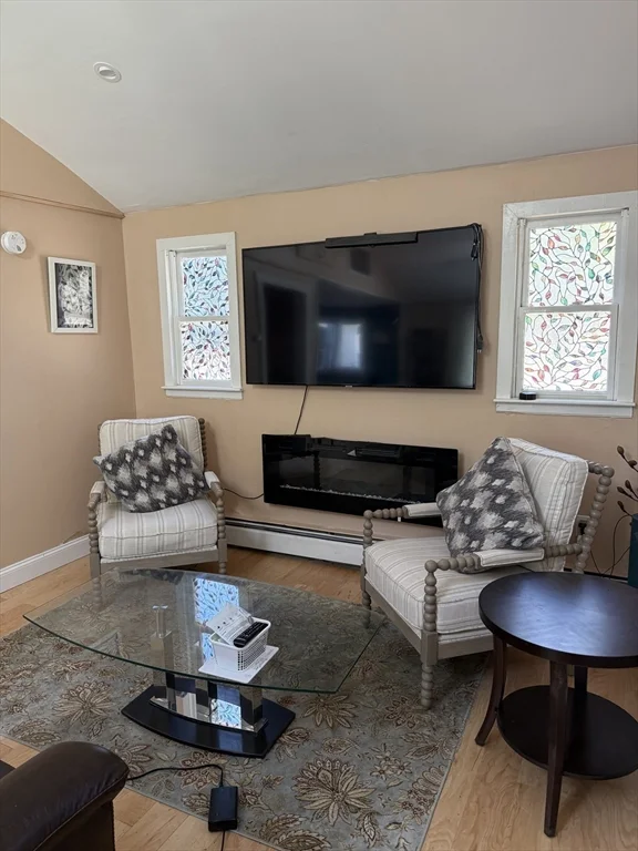114 Old Oaken Bucket Rd, Norwell