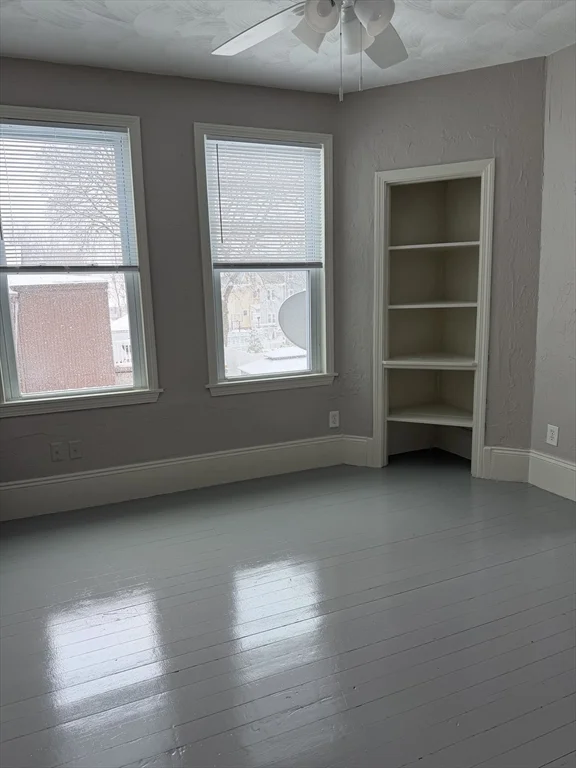 106 Malden St, Everett