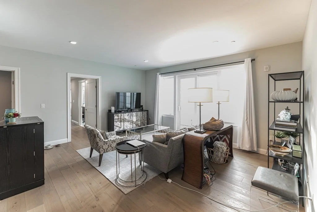 54 Pleasant St, Dorchester