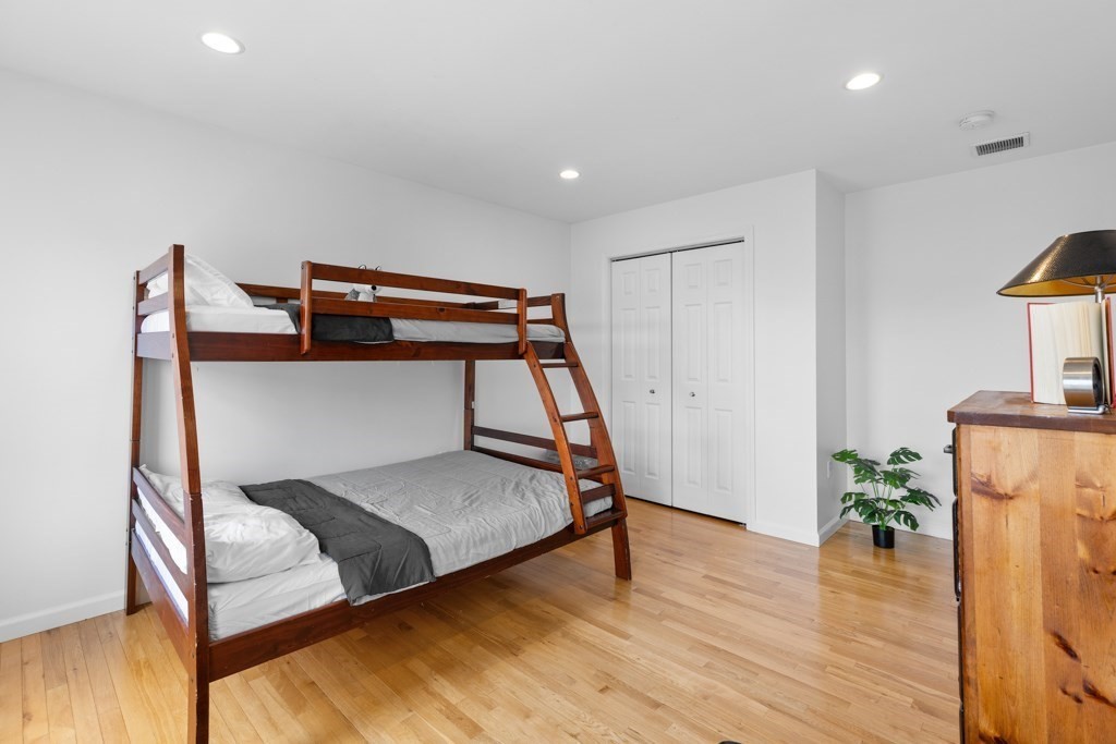 54 Myrtle St, East Somerville