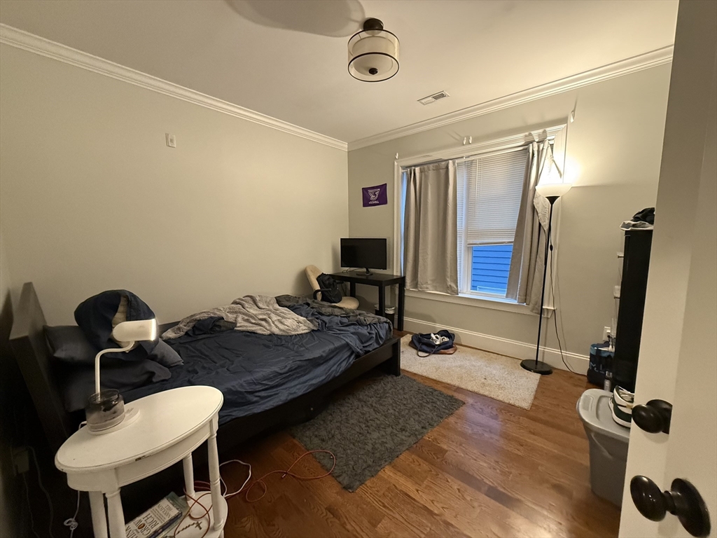 323 East 4th St, South Boston