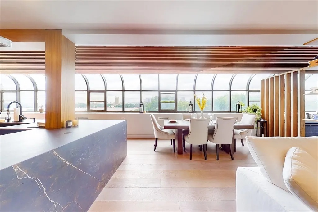 270 Beacon St, Back Bay