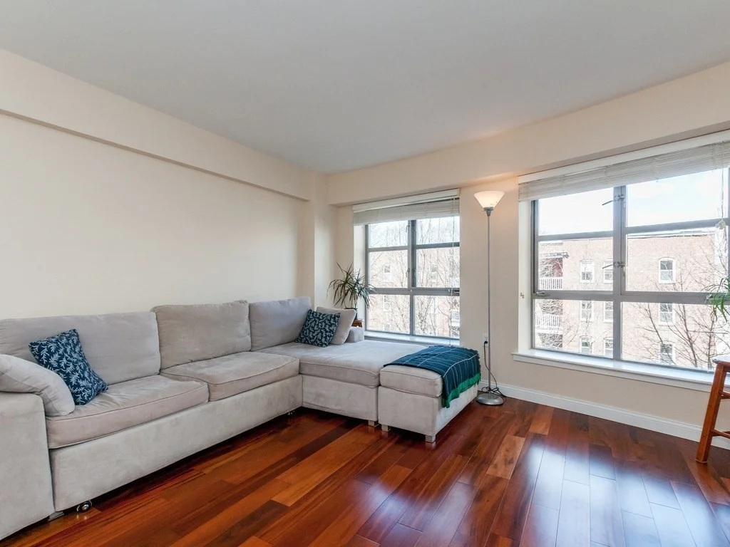 931 Massachusetts Ave, Mid Cambridge