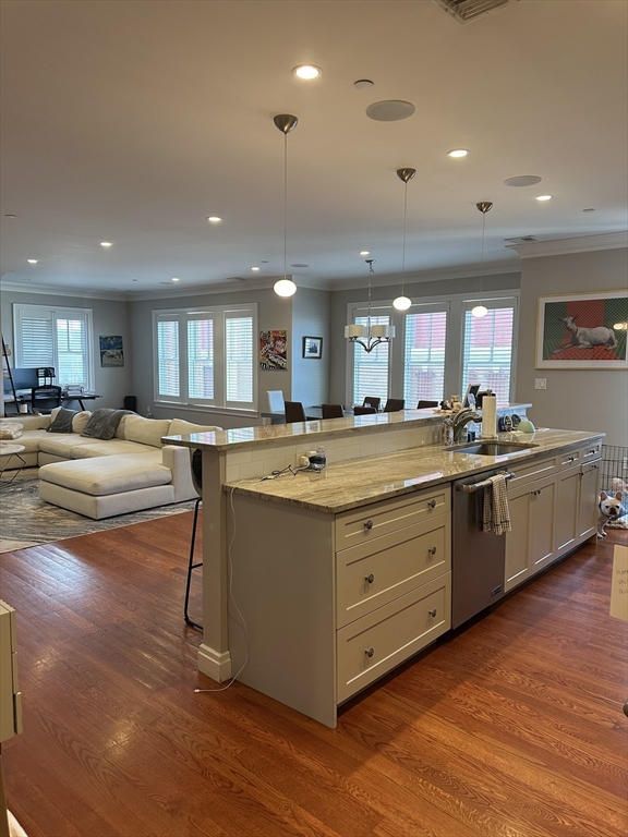 637 East 1st St, Boston