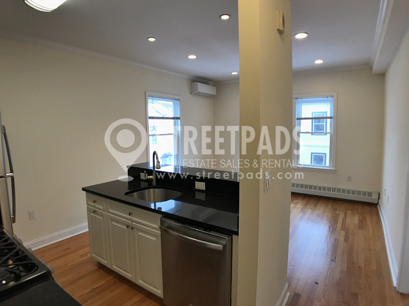 1 Langdon Sq, Neighborhood Nine