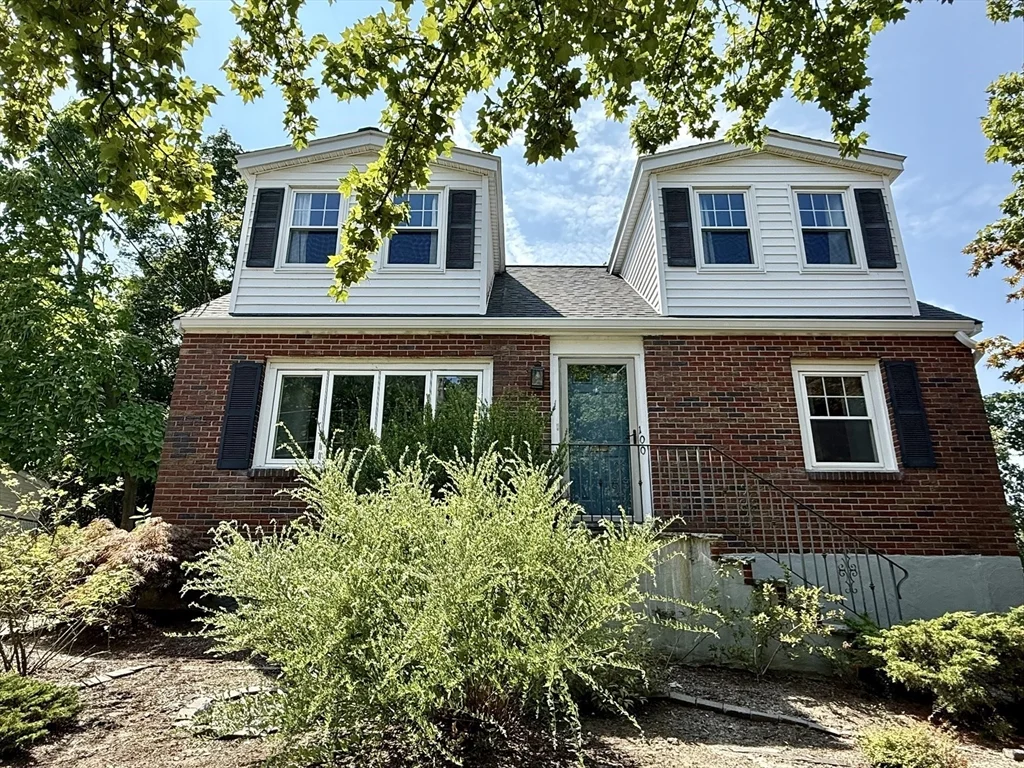 100 Stimson St, West Roxbury