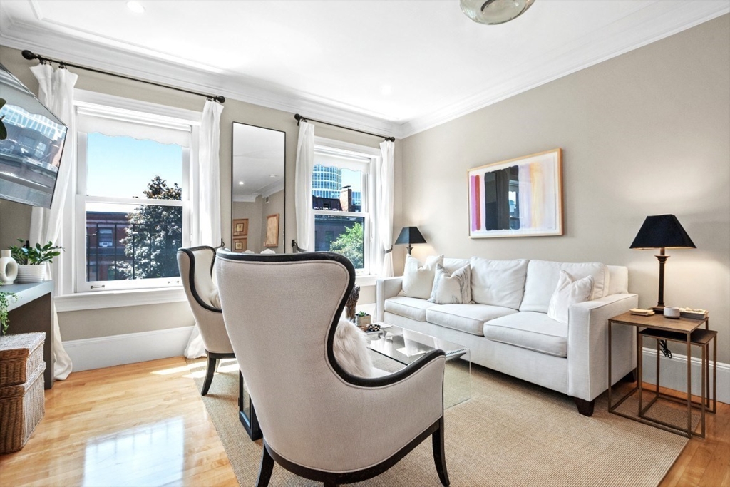 395 Marlborough St, Back Bay