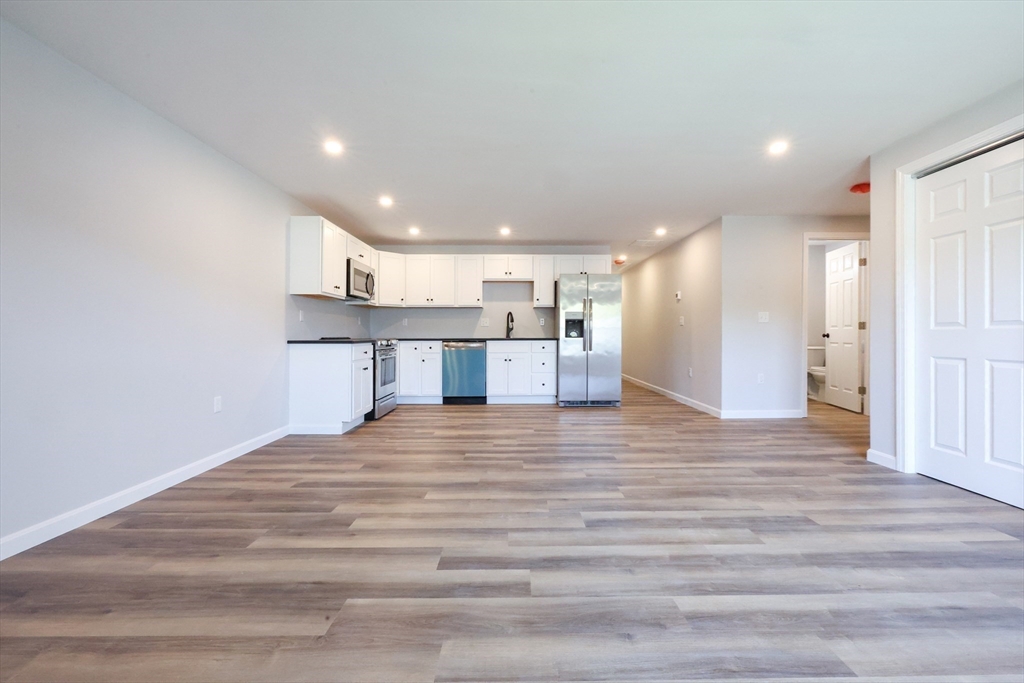 218R South, Plainville