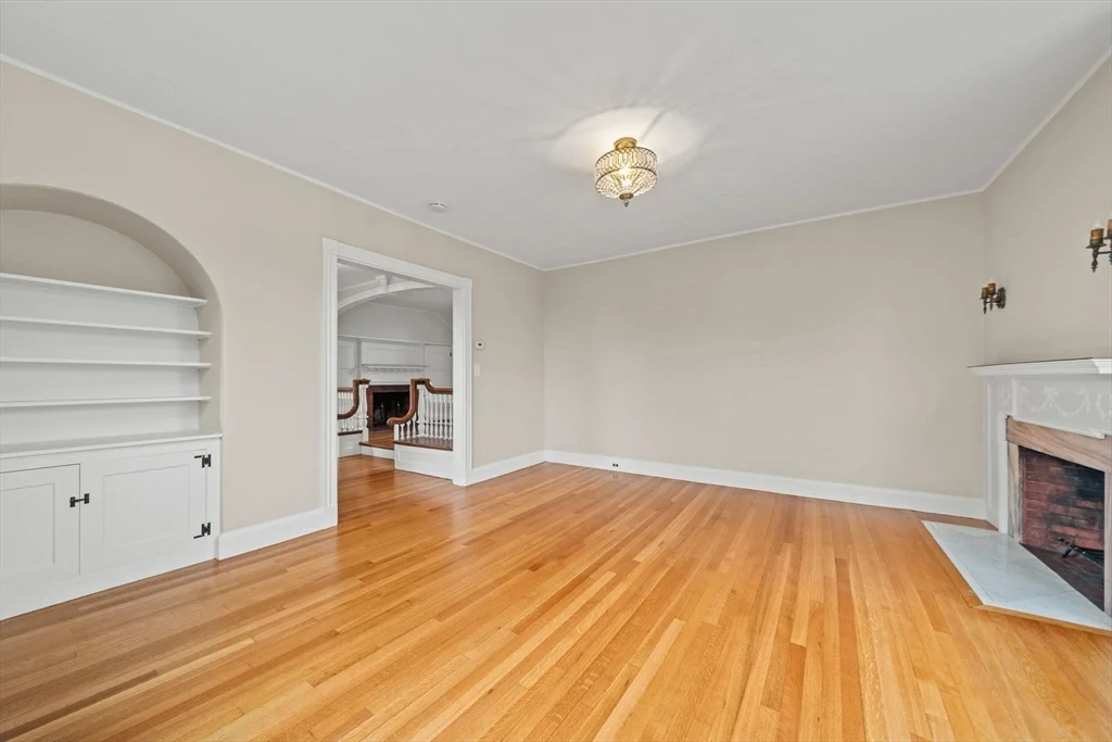 60 Powder House Rd, Lawrence Estates