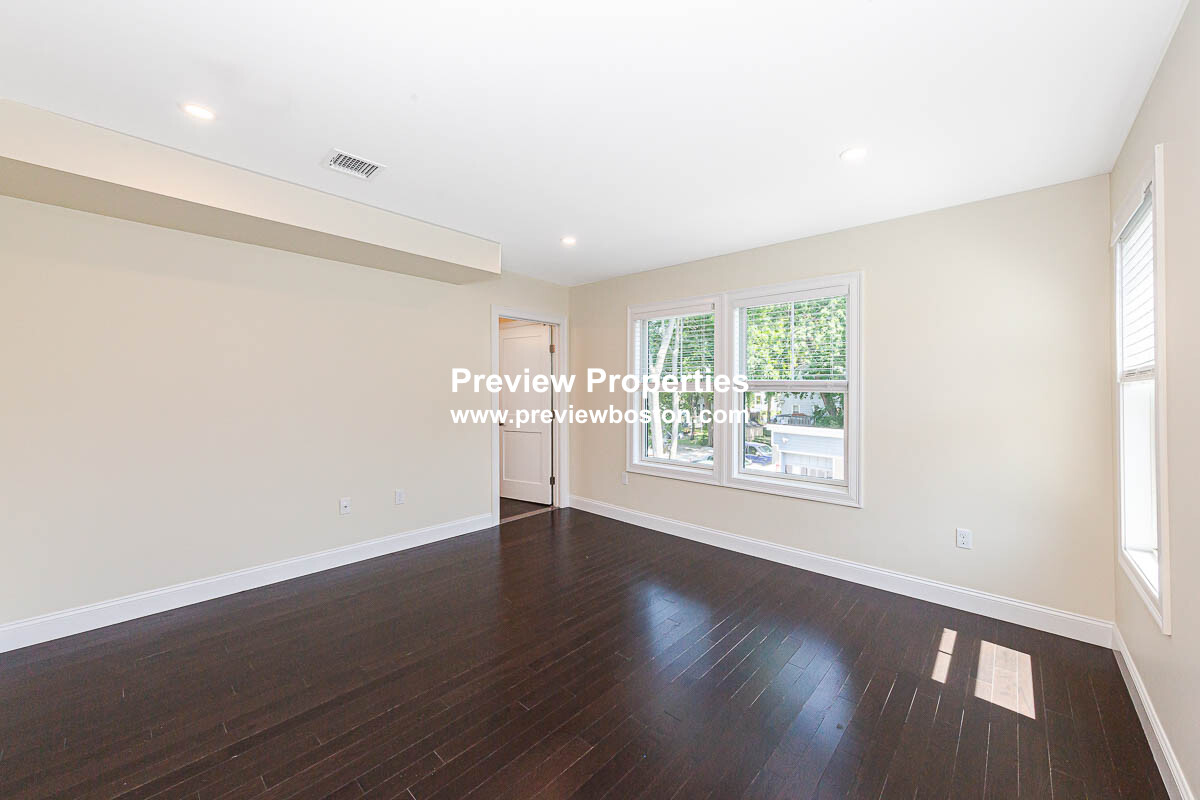 120 Jerome St, West Medford