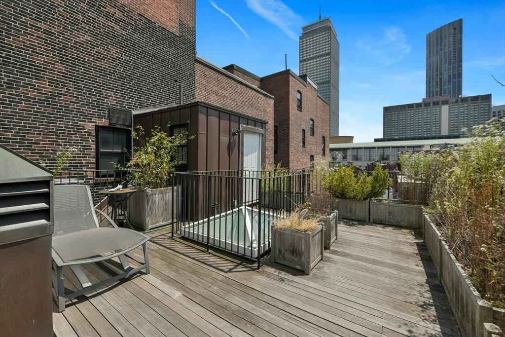 294 Commonwealth Ave, Back Bay