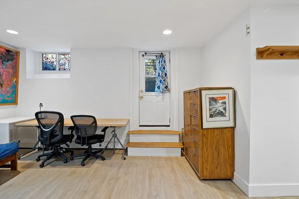 340 Harvard St, Harvard Square