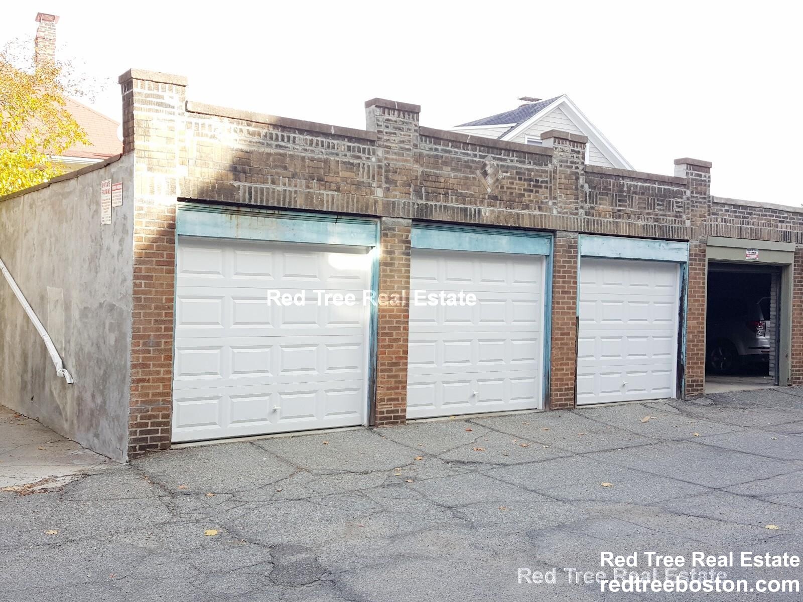 2009 Commonwealth Ave, Brighton