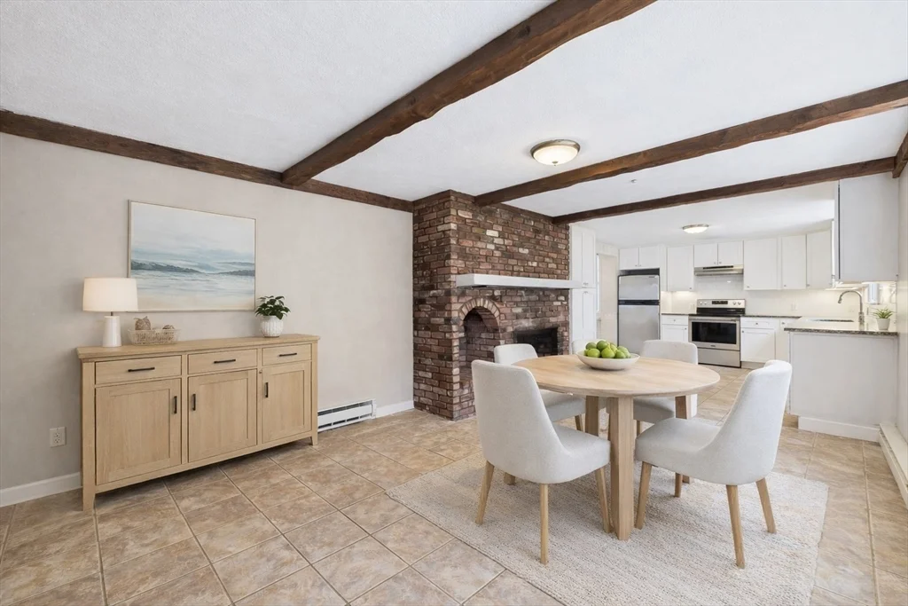 215 Stoney Lea Rd, Precinct One/Upper Dedham