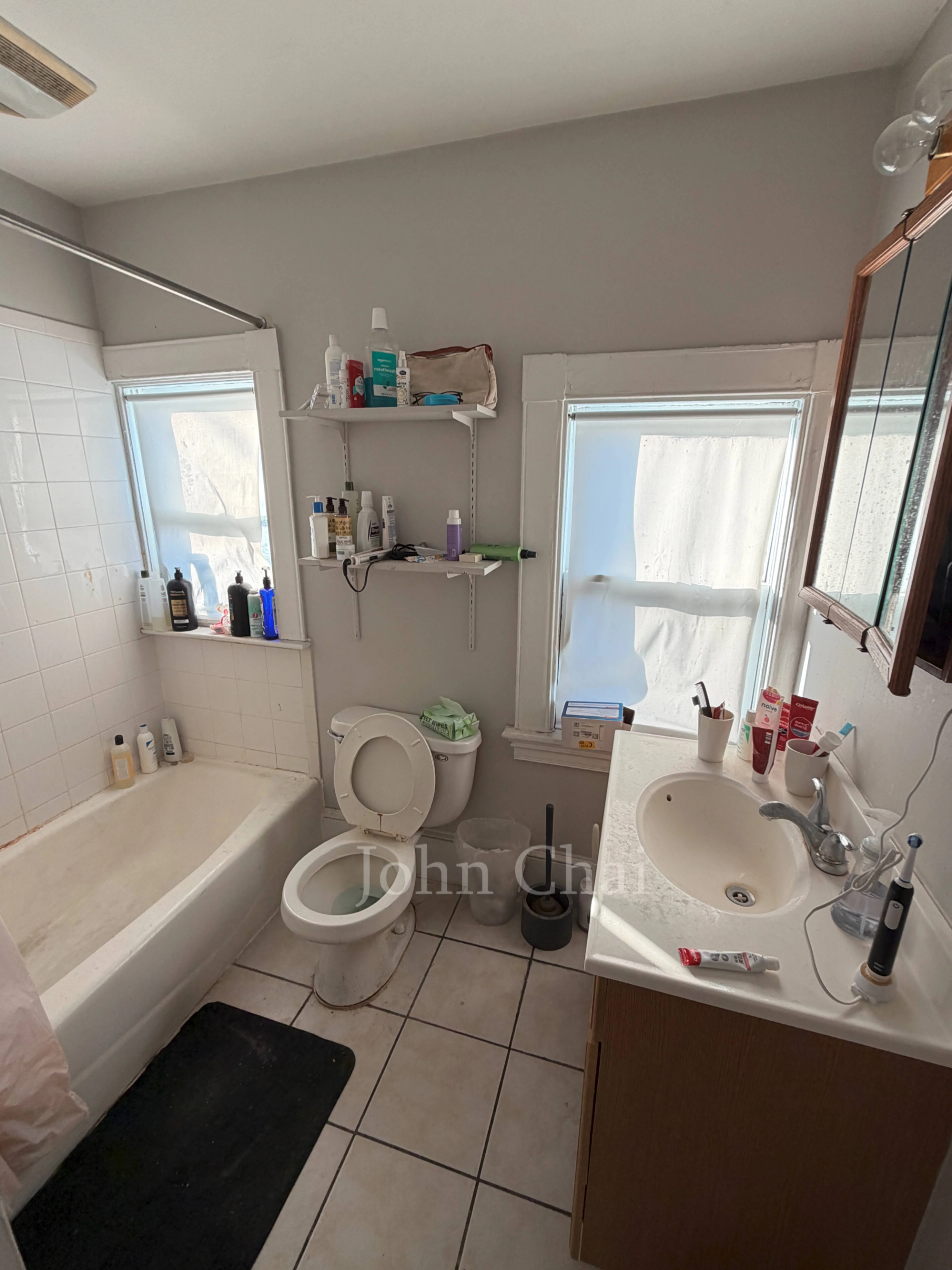 19 Braemore Rd, Brighton