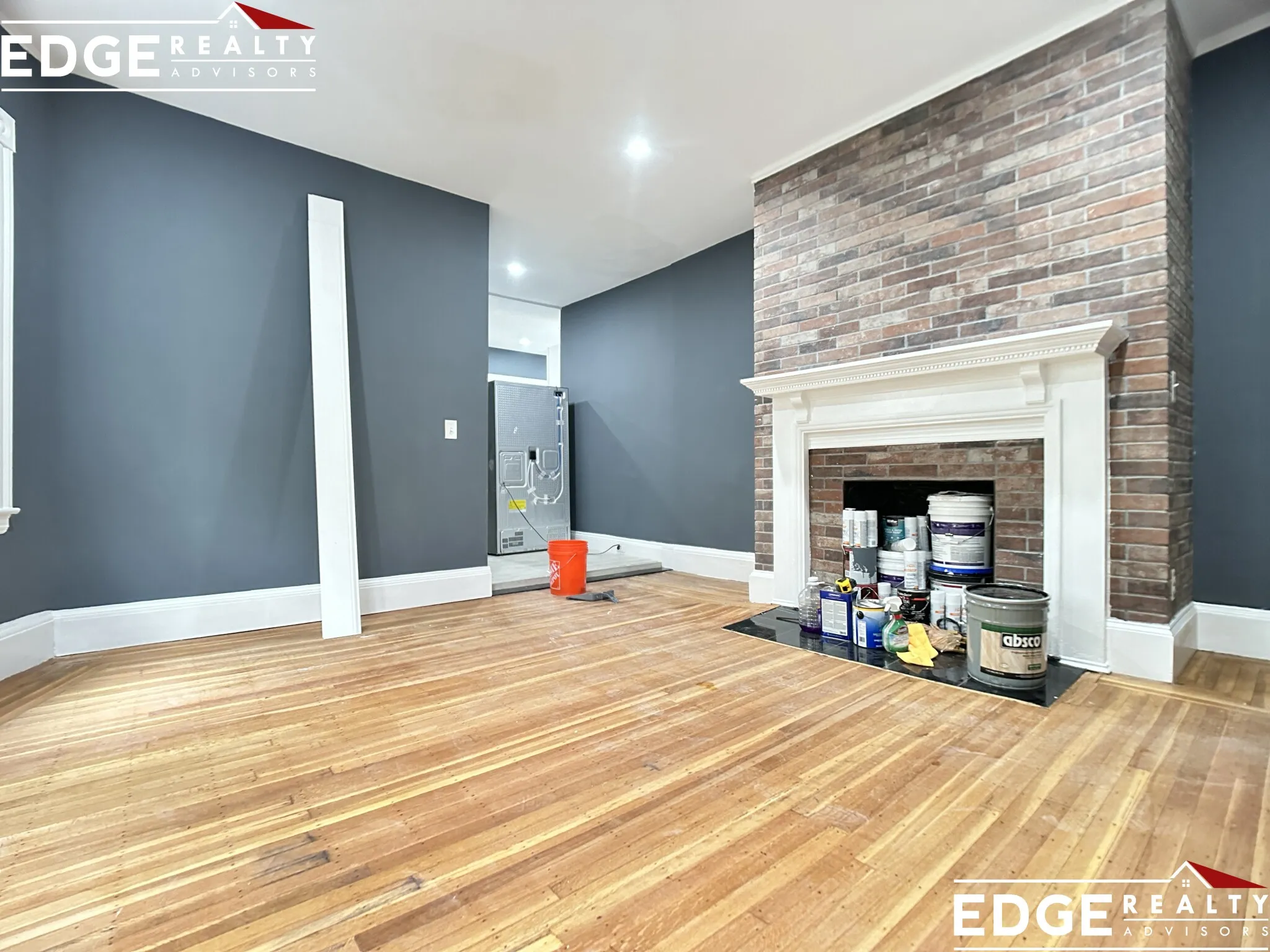 16 Leicester St, Oak Square